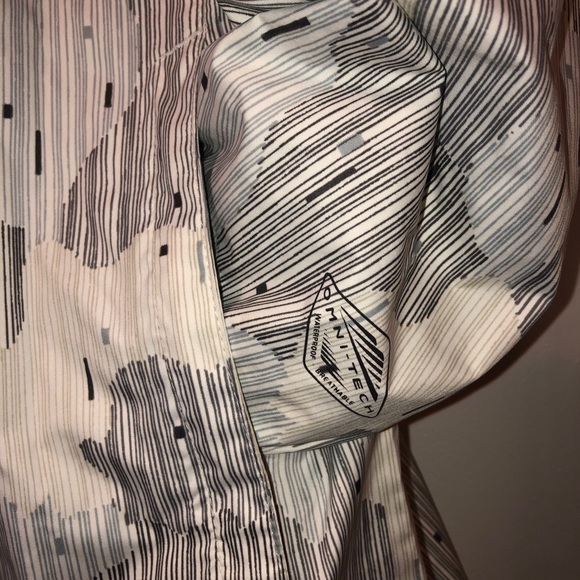 Columbia (M) Omni-tech Raincoat - Picture 9 of 10